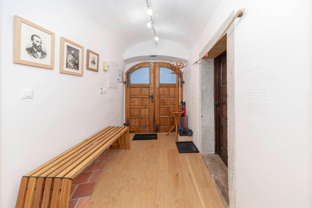 Apartma Jenkova Rezidenca Kranj Esterno foto