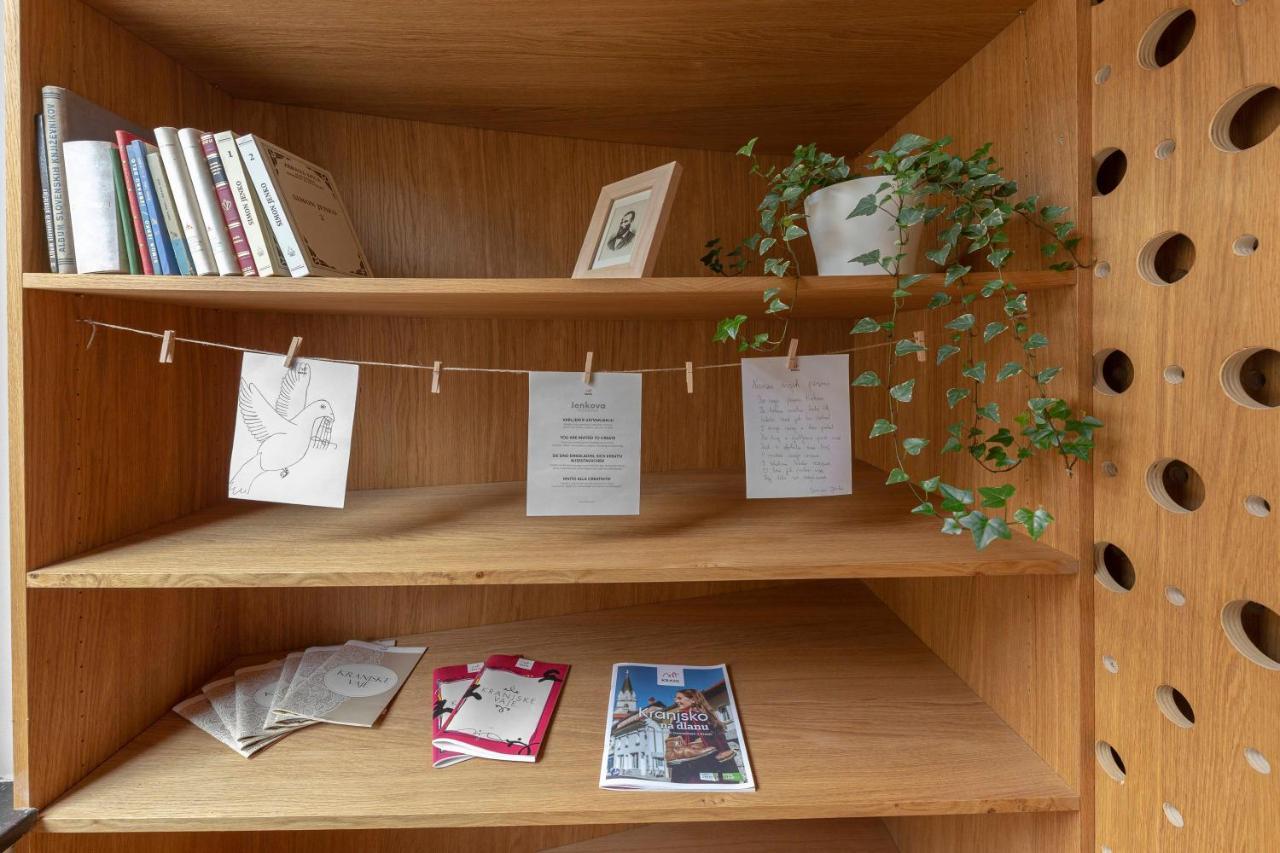 Apartma Jenkova Rezidenca Kranj Esterno foto