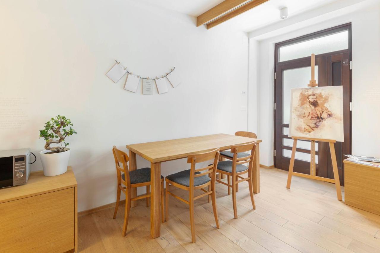 Apartma Jenkova Rezidenca Kranj Esterno foto